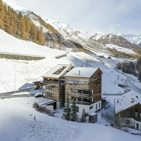 Der Monolith Daire Samnaun