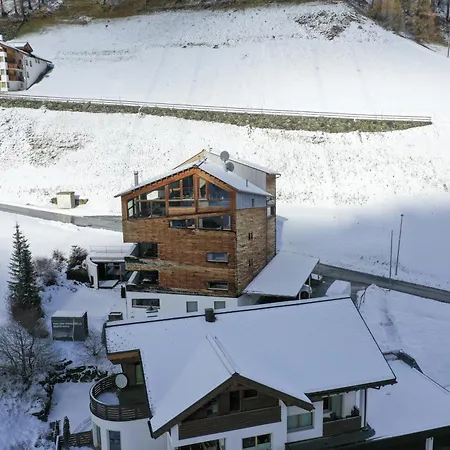 Daire Der Monolith *