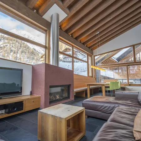 Der Monolith Apartment *